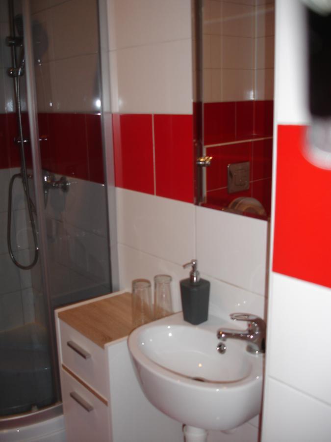 Hotel Gula Batizovce Luaran gambar
