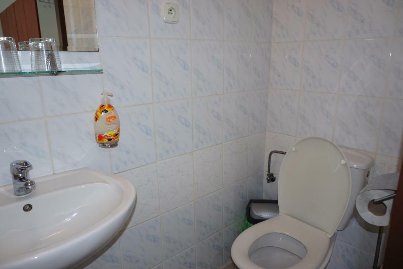 Hotel Gula Batizovce Luaran gambar