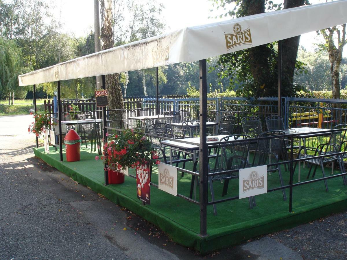 Hotel Gula Batizovce Luaran gambar